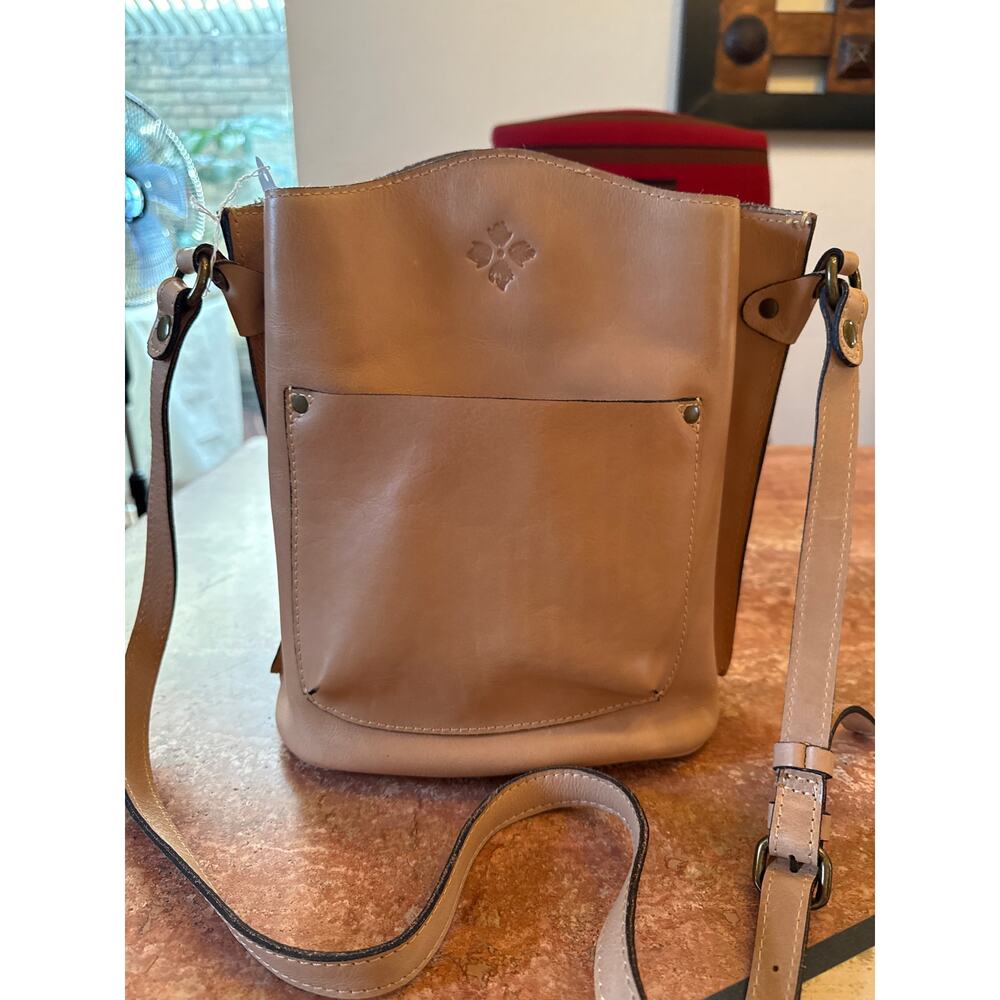 Patricia Nash Tan Floral Tooled Leather Crossbody Bag - Picture 2 of 10